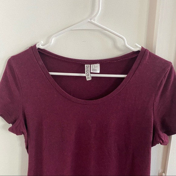 H&M BASIC MAROON TEE - Picture 4 of 5
